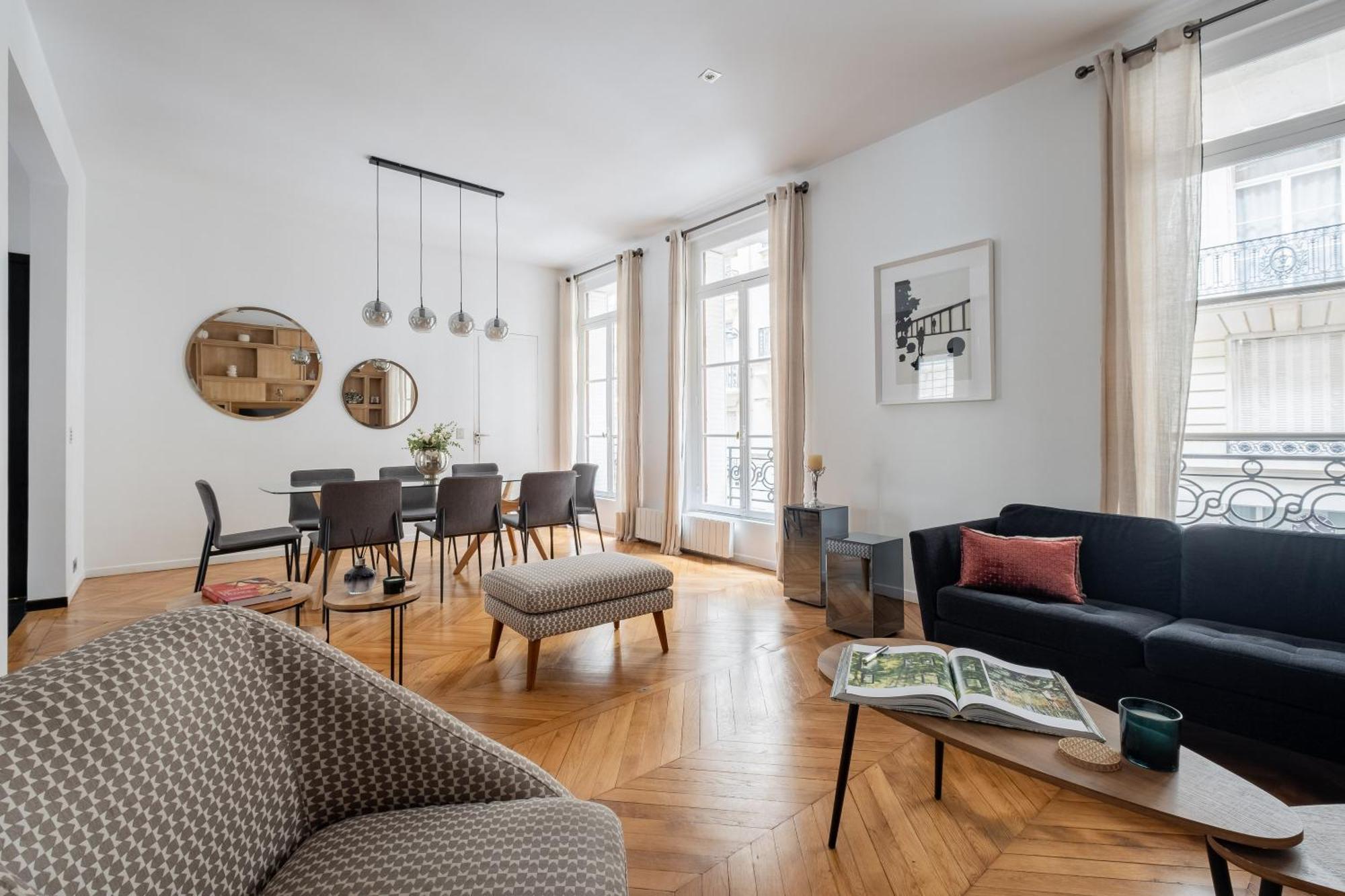 Veeve - Master Of Minimalism Apartment Paris