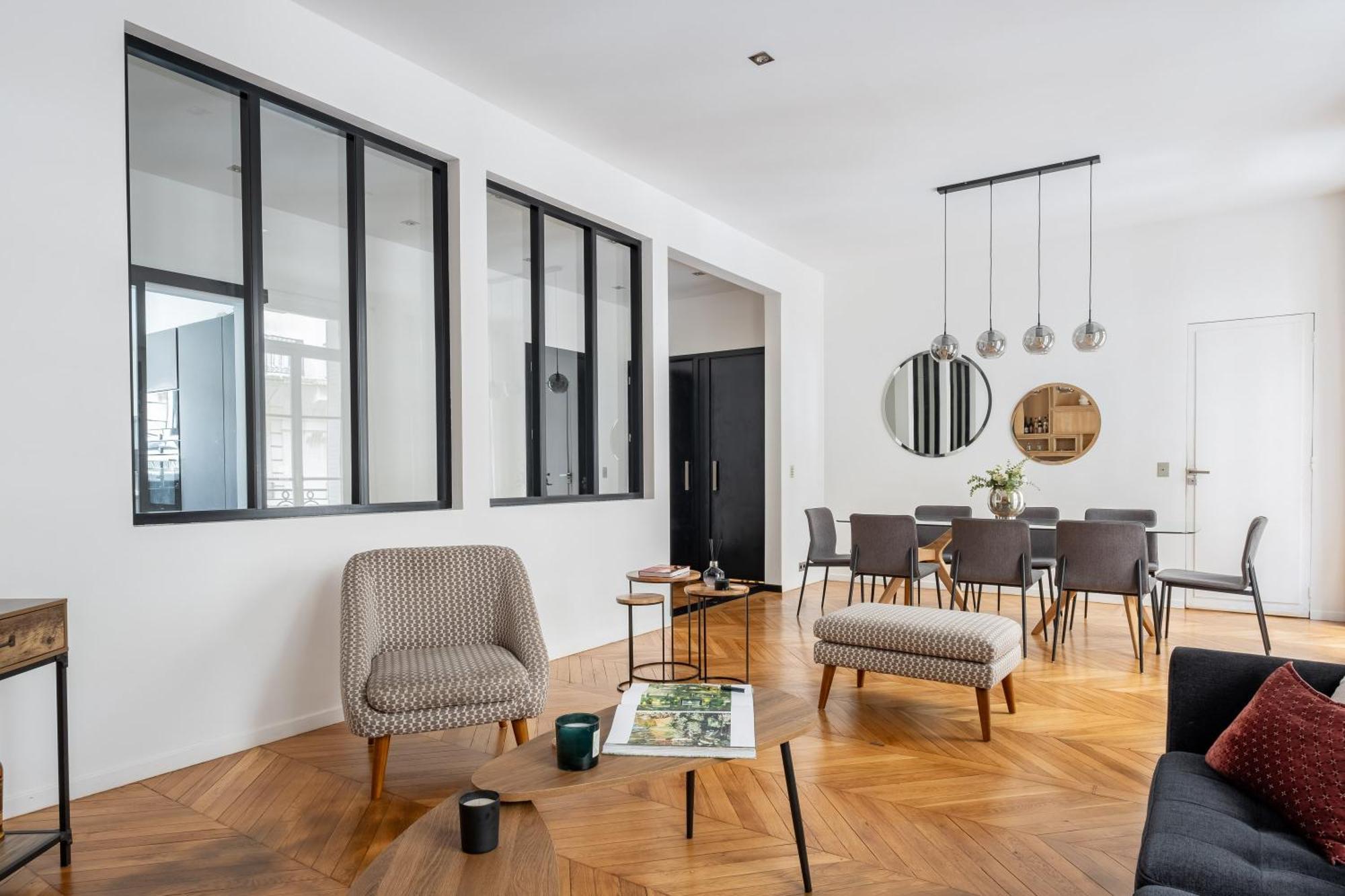 Veeve - Master Of Minimalism Apartment Paris